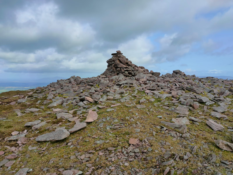 A pile of stones marking the top of Knockmoylan